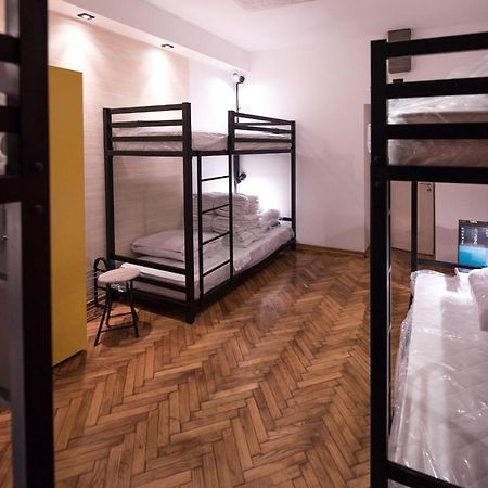 Hostel Evropa Нікшич Екстер'єр фото