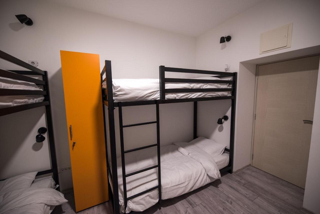 Hostel Evropa Нікшич Екстер'єр фото